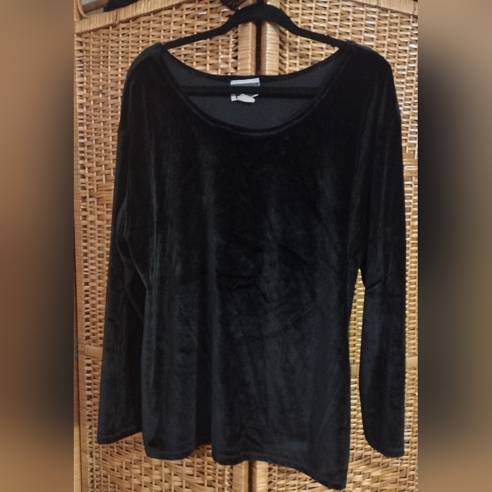Long sleeve shirt size 2X